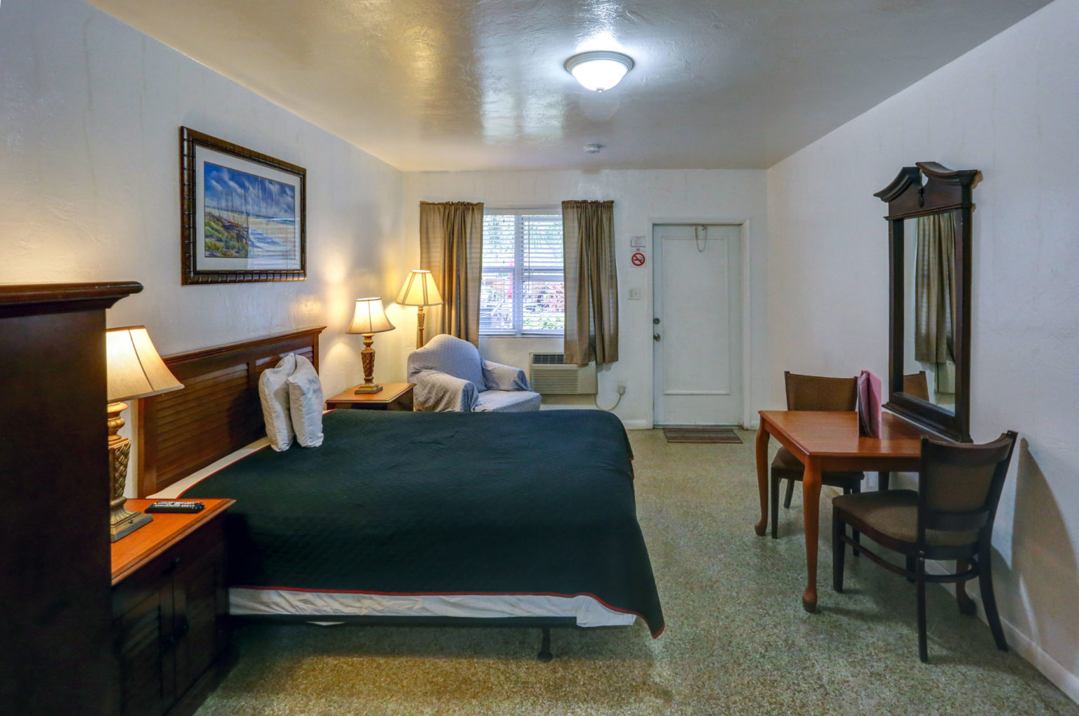 Home Richard's Pet Friendly Motel